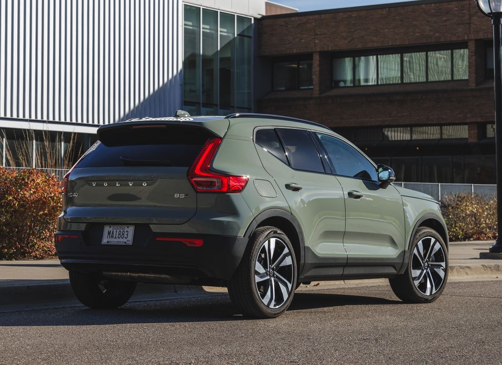 2023 Volvo XC40 Review, Pricing, and Specs