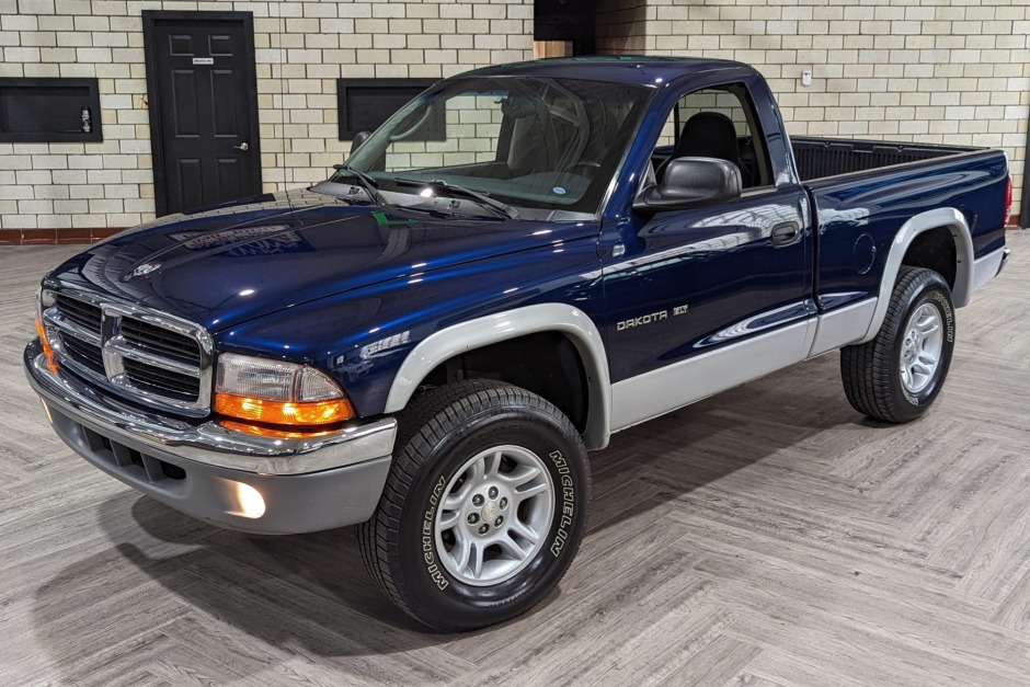 No Reserve: 2001 Dodge Dakota SLT 4x4 for sale on BaT Auctions - sold for  $15,000 on May 20, 2022 (Lot #73,918) | Bring a Trailer