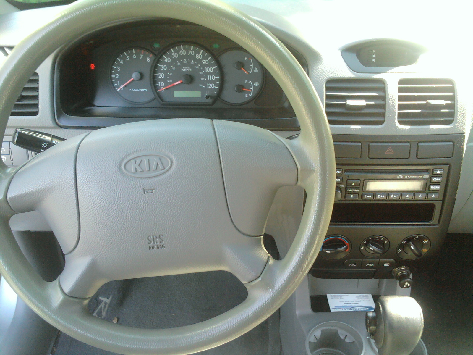 2004 Kia Rio - Information and photos - MOMENTcar