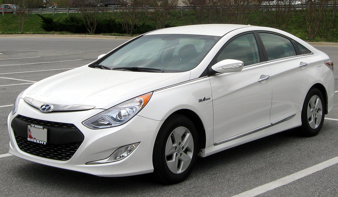 File:Hyundai Sonata Hybrid -- 03-28-2012.JPG - Wikimedia Commons