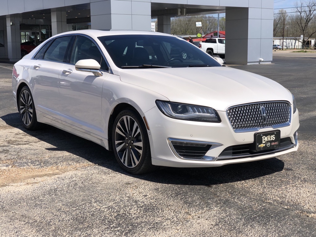 White Platinum 2019 Lincoln MKZ for sale in Paris Texas