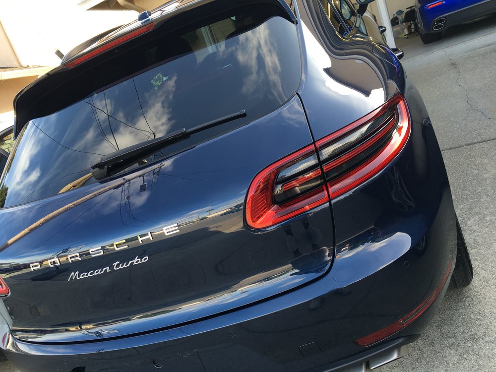 2016 Porsche Macan (Dark Blue Metallic) — DETAILERSHIP™