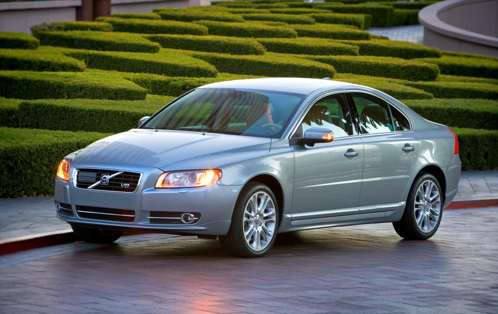 2009 Volvo S80: Review, Trims, Specs, Price, New Interior Features,  Exterior Design, and Specifications | CarBuzz