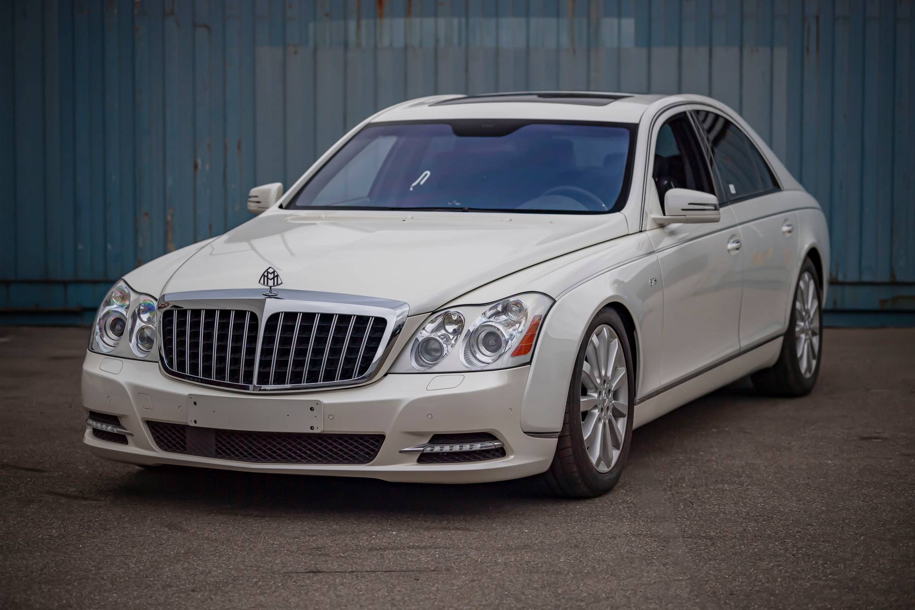2012 MAYBACH 57s For Sale by Auction