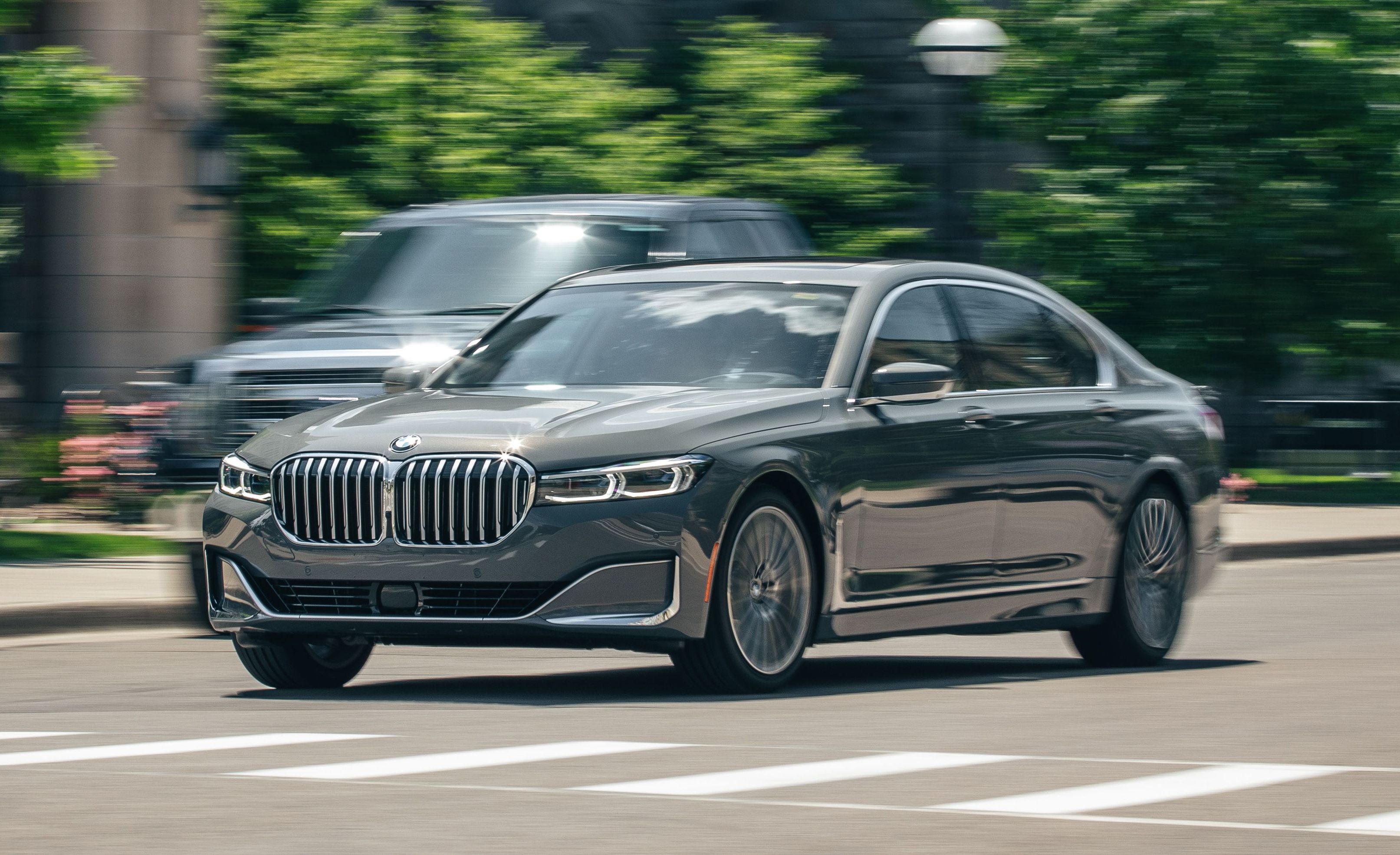 2022 BMW 7-Series Review, Pricing, and Specs