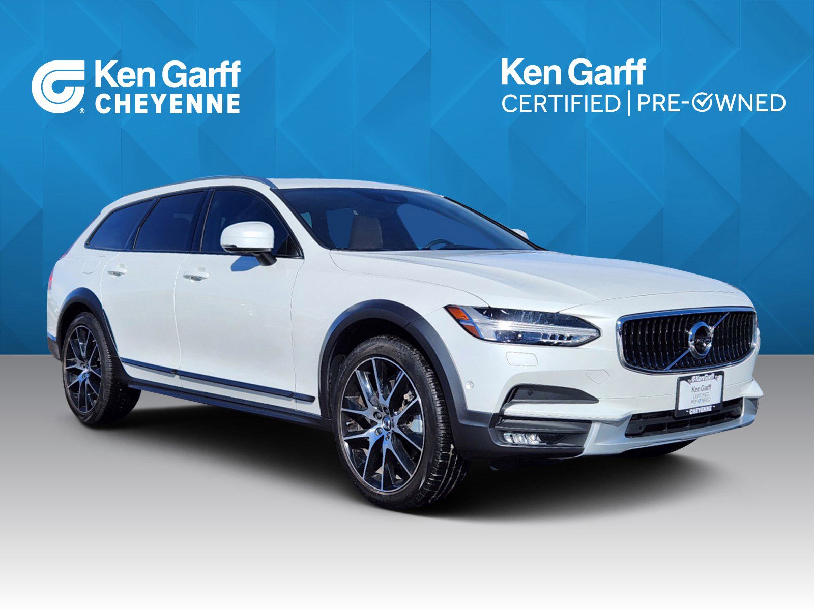 Certified Pre-Owned 2019 Volvo V90 Cross Country T6 AWD Station Wagon  #1085187P | Ken Garff Automotive Group