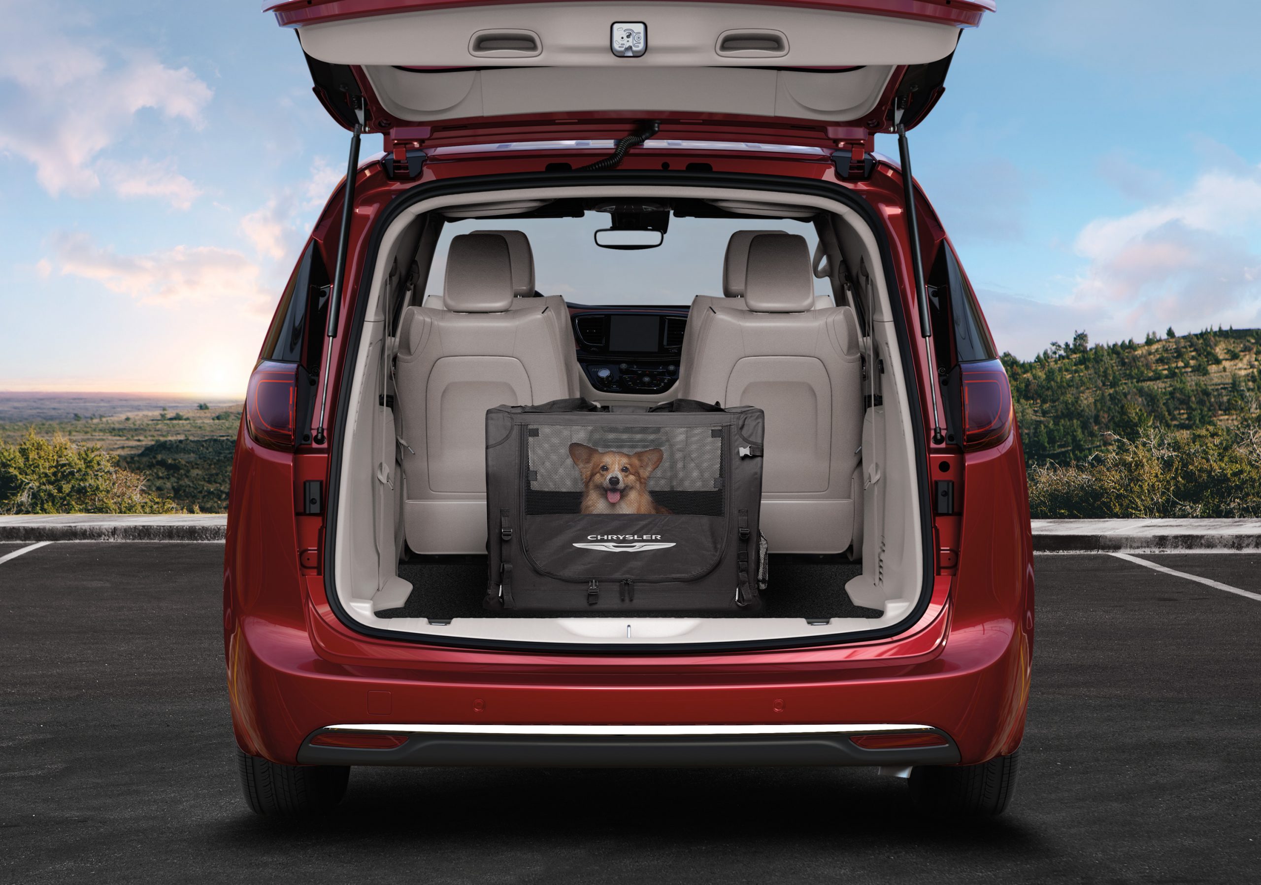 The Family-Centered 2022 Chrysler Pacifica Embraces Our Furry Friends -  Miami Lakes Automall Chrysler
