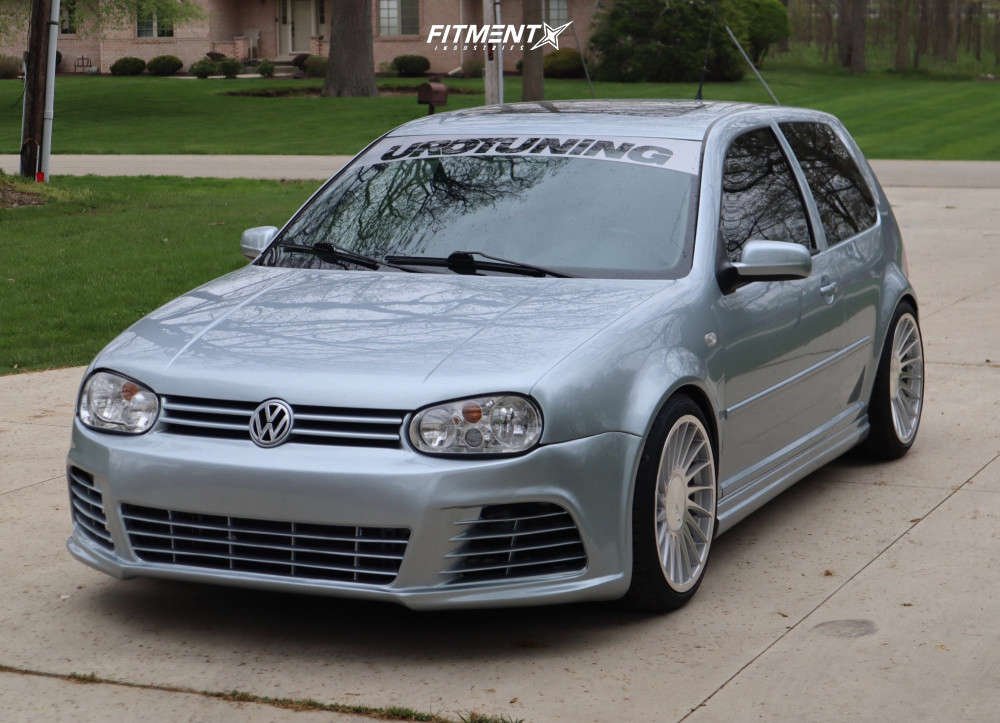 2004 Volkswagen Golf GTI VR6 with 18x8.5 3SDM 0.04 and Continental 215x40  on Lowering Springs | 1627455 | Fitment Industries