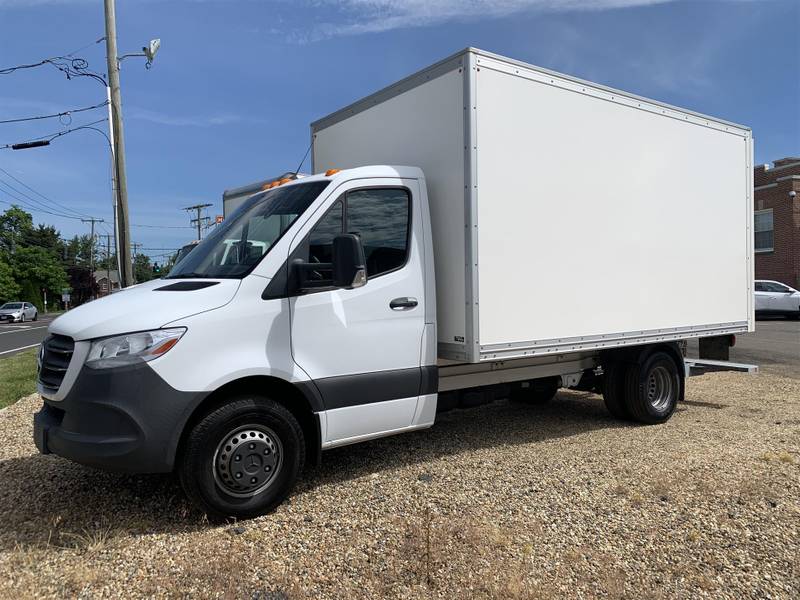 2019 MERCEDES BENZ SPRINTER 3500 (For Sale) | 14' Box | #T-KN025562