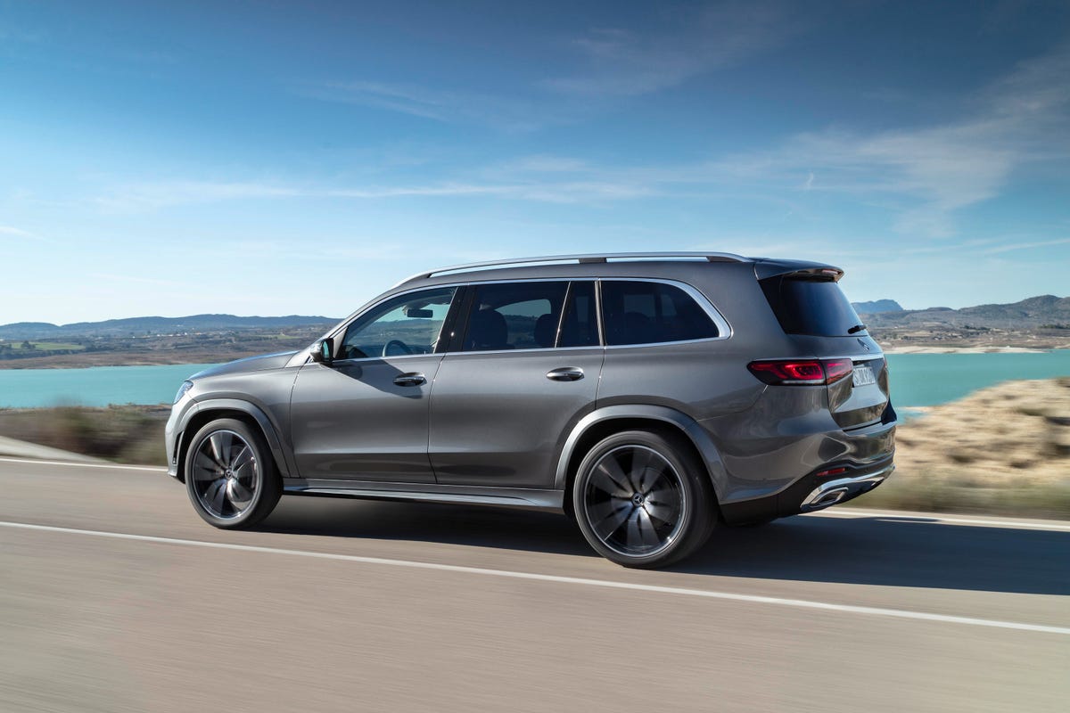 2020 Mercedes-Benz GLS packs mild-hybrid power and oodles of luxury - CNET