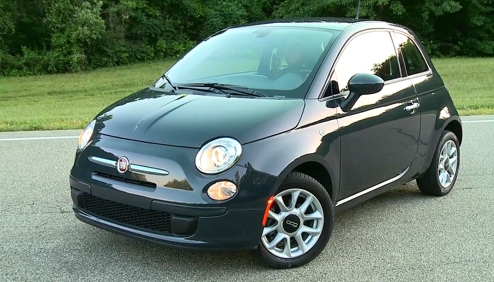 Fiat 500 USA: 2017 Fiat 500 and Abarth Model Changes
