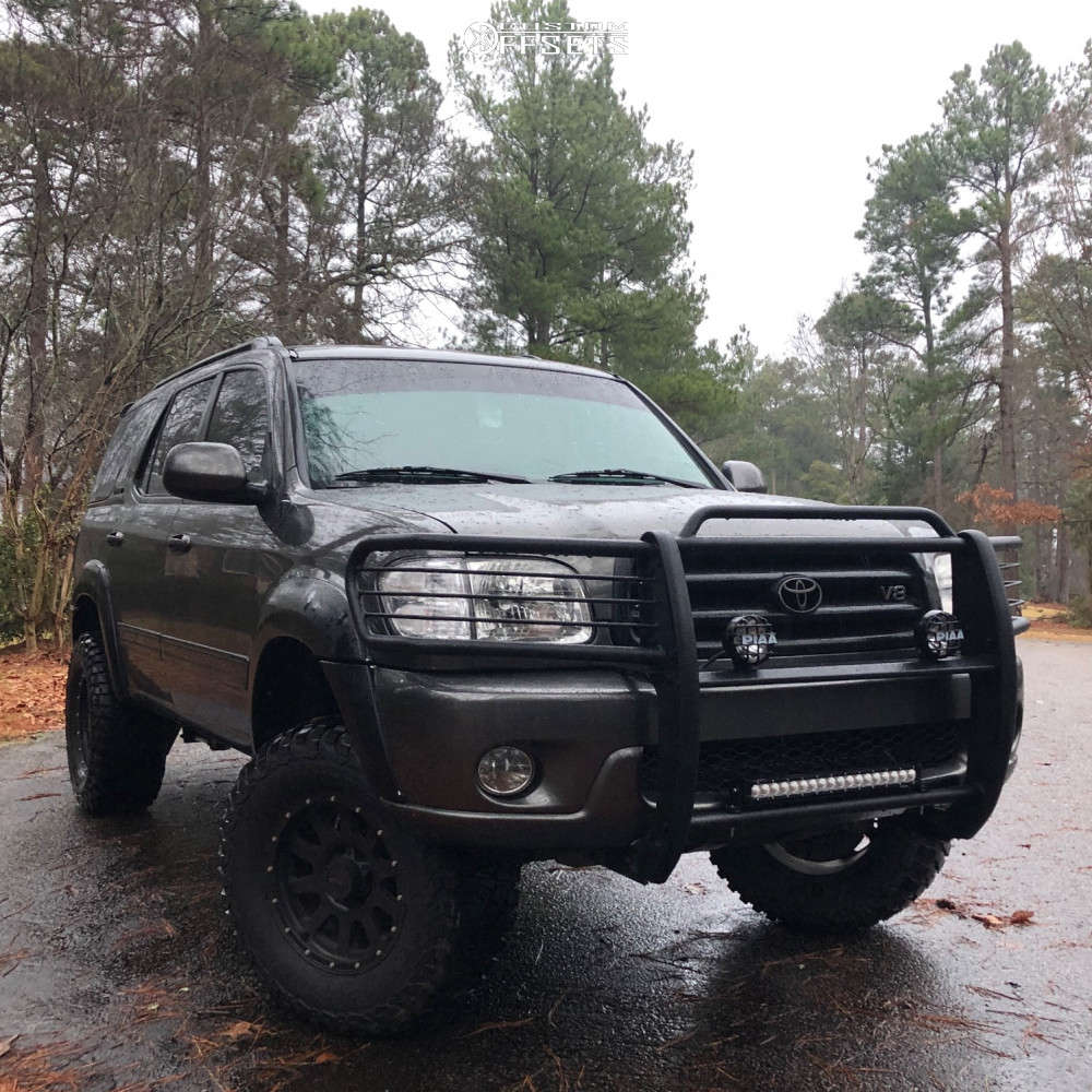 2002 Toyota Sequoia with 18x9 MB Wheels 352 and 33/12.5R18 BFGoodrich  Mud-terrain T/a Km3 and Suspension Lift 3" | Custom Offsets