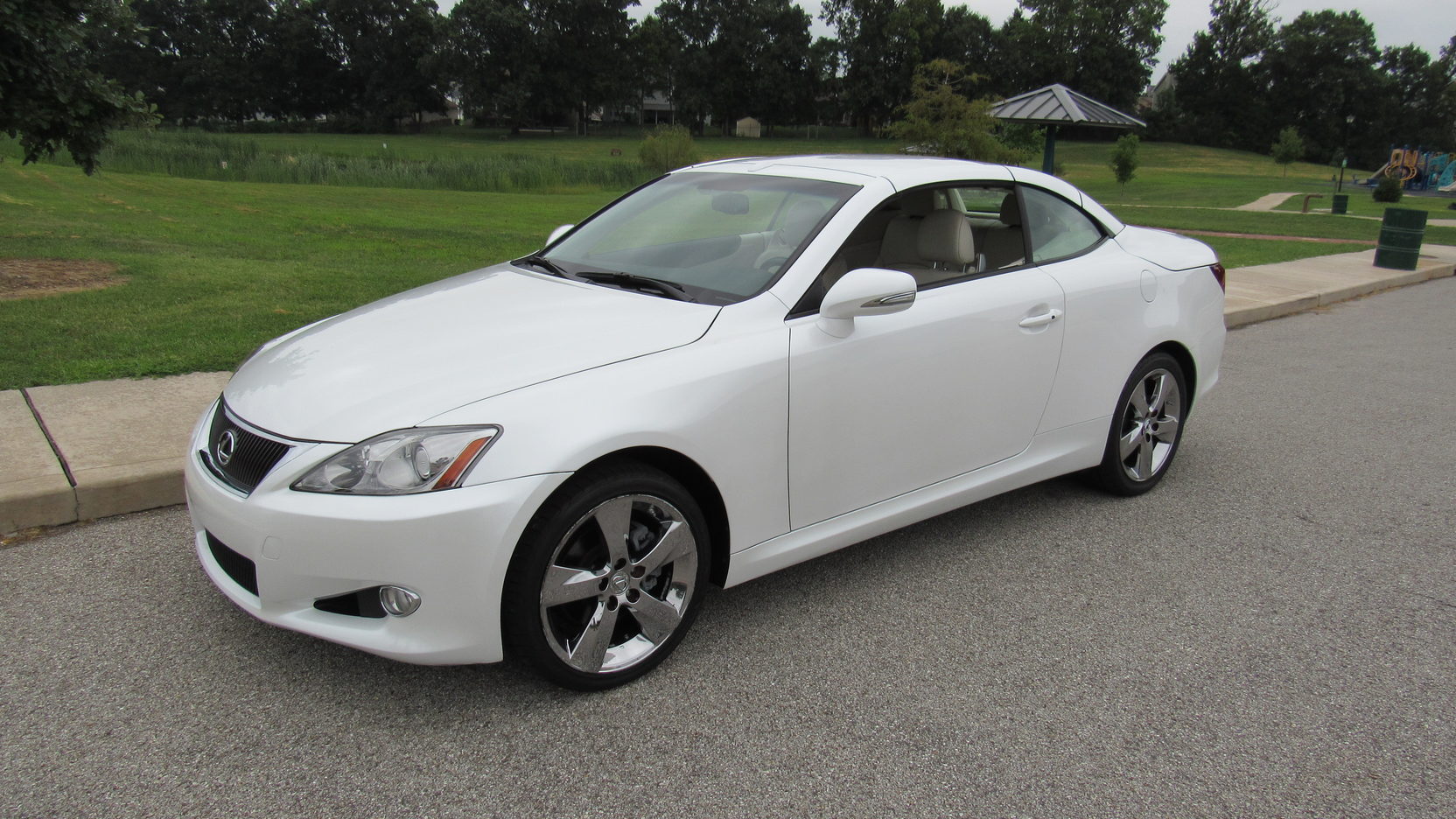 2010 Lexus IS250 Convertible | S32 | Louisville 2016