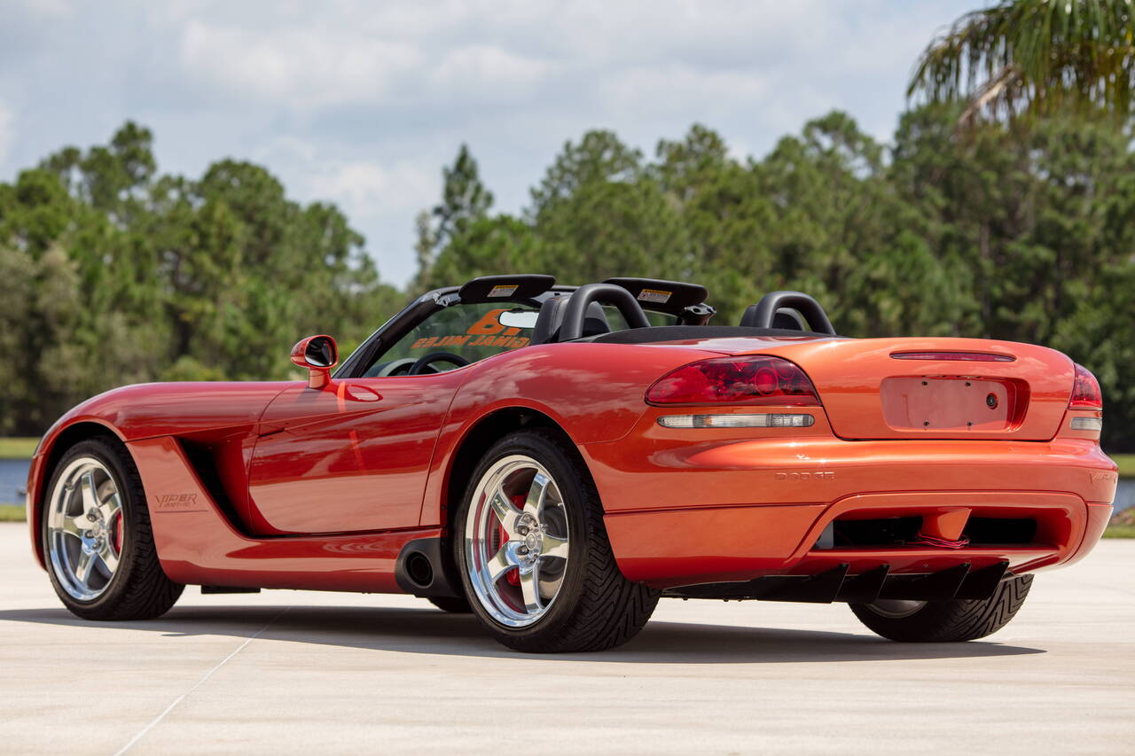 2005 Dodge Viper SRT-10 Copperhead Edition