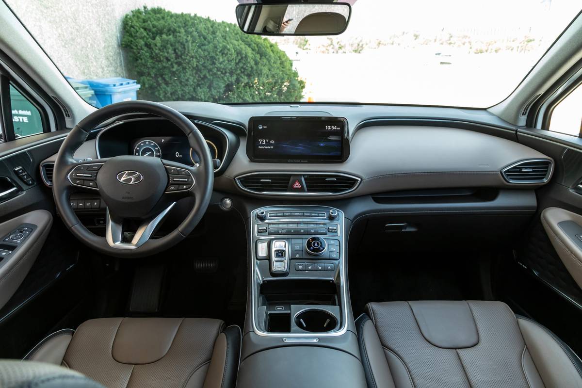 2021 Hyundai Santa Fe HEV Specs, Price, MPG & Reviews | Cars.com