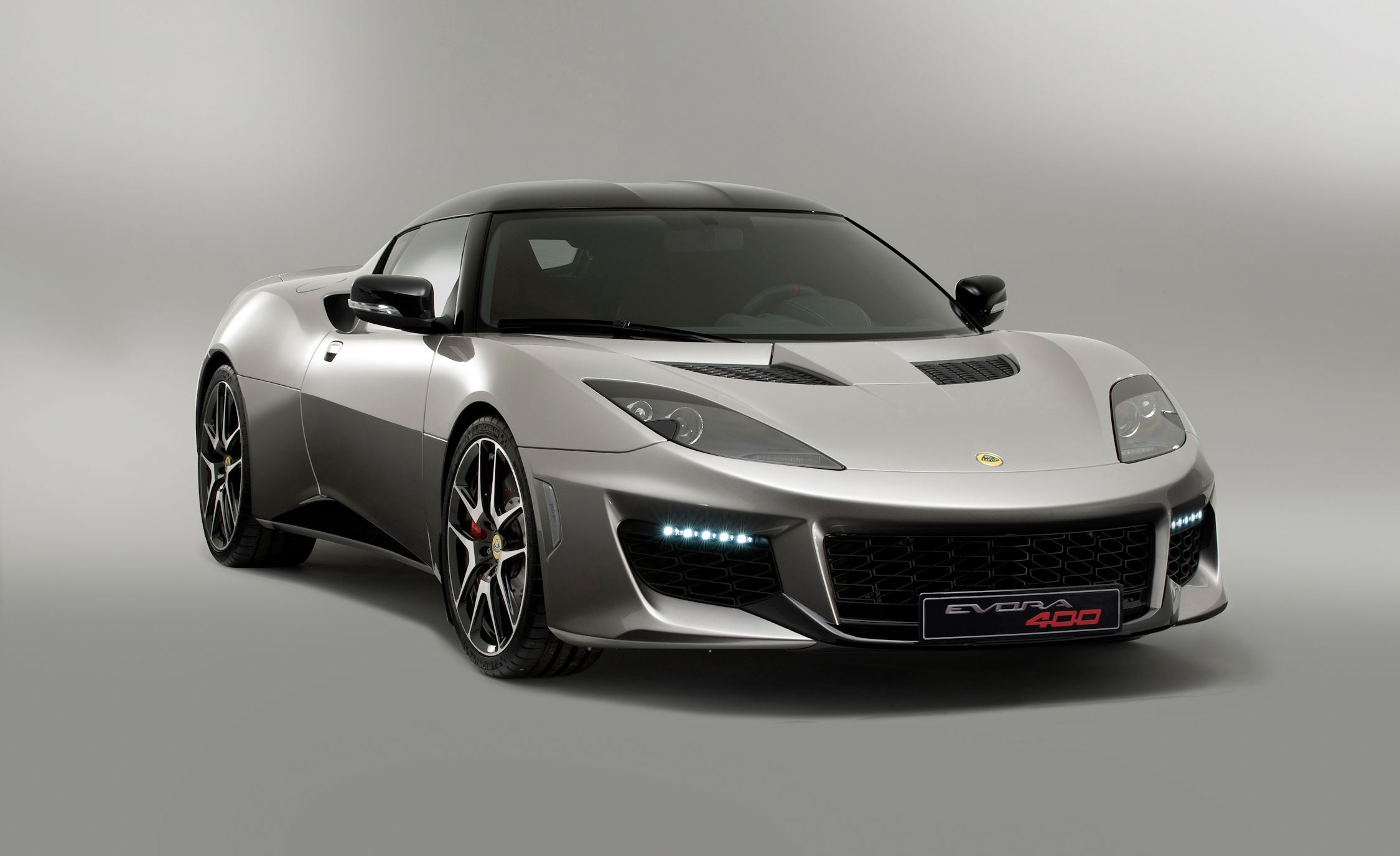 2019 Lotus Evora 400 Review, Pricing, and Specs