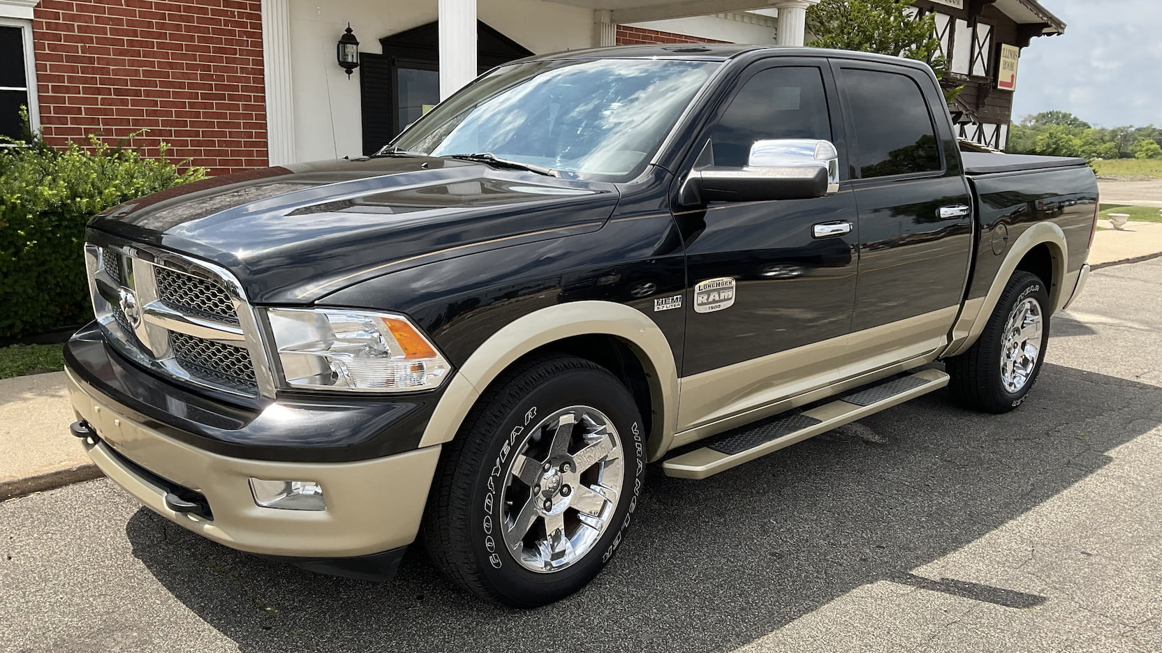 2011 Dodge Ram 1500 Laramie Pickup | F279 | Chattanooga 2022