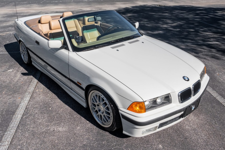 No Reserve: 1998 BMW 323i Convertible 5-Speed for sale on BaT Auctions -  sold for $10,500 on February 19, 2022 (Lot #66,176) | Bring a Trailer