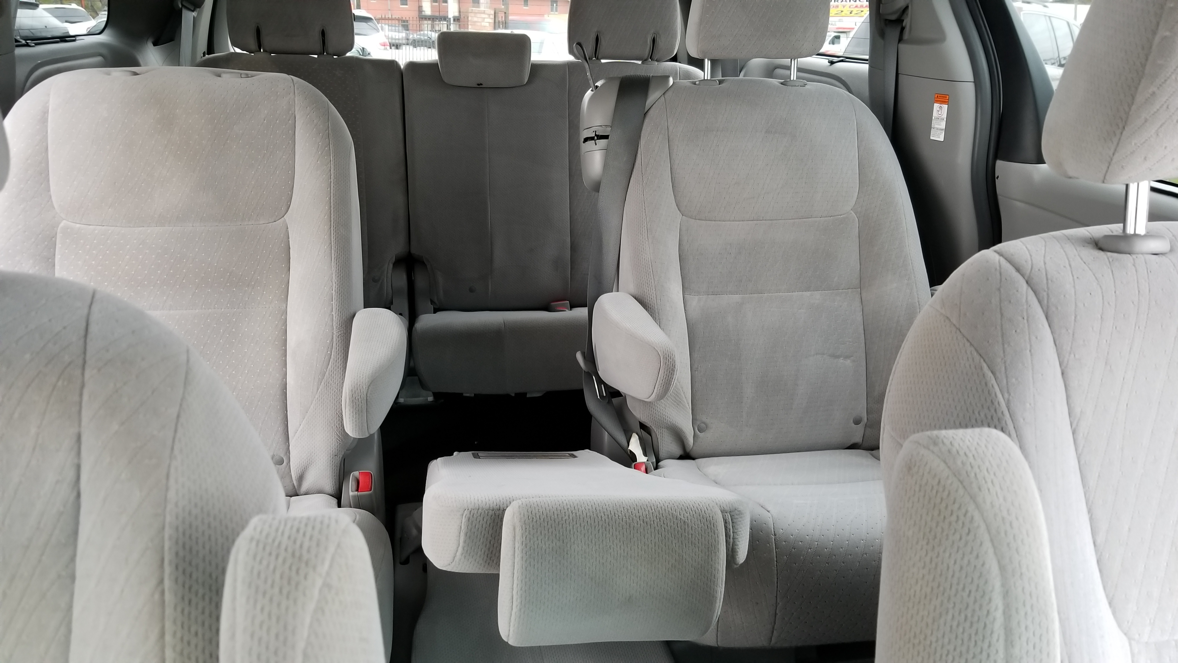 2015 Toyota Sienna LE | Airport Auto Center