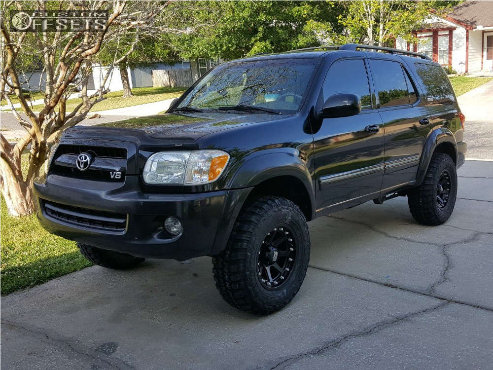 2007 Toyota Sequoia with 17x9 -12 XD Addict and 285/70R17 Federal Couragia  Mt and Leveling Kit | Custom Offsets