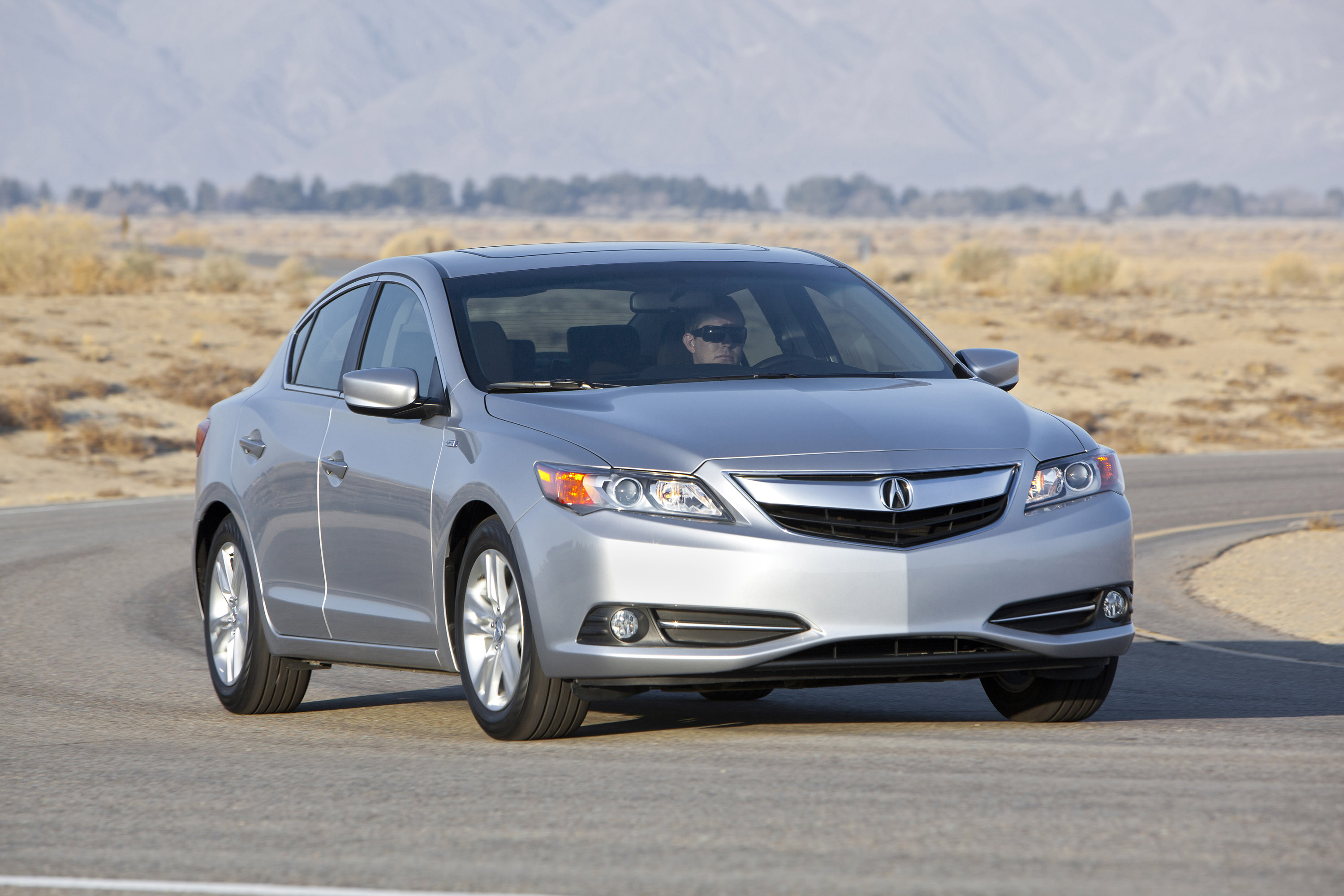 2014 Acura ILX Hybrid - HD Pictures @ carsinvasion.com