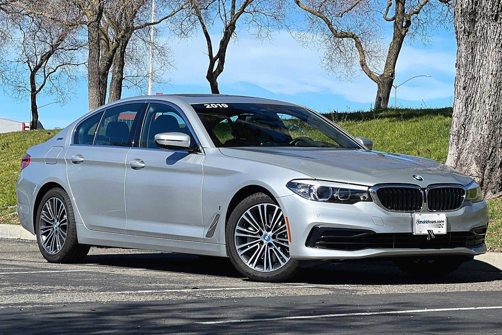 Certified Pre-Owned 2019 BMW 5 Series 530e iPerformance Sedan in Cary  #P4782 | Hendrick Dodge Cary