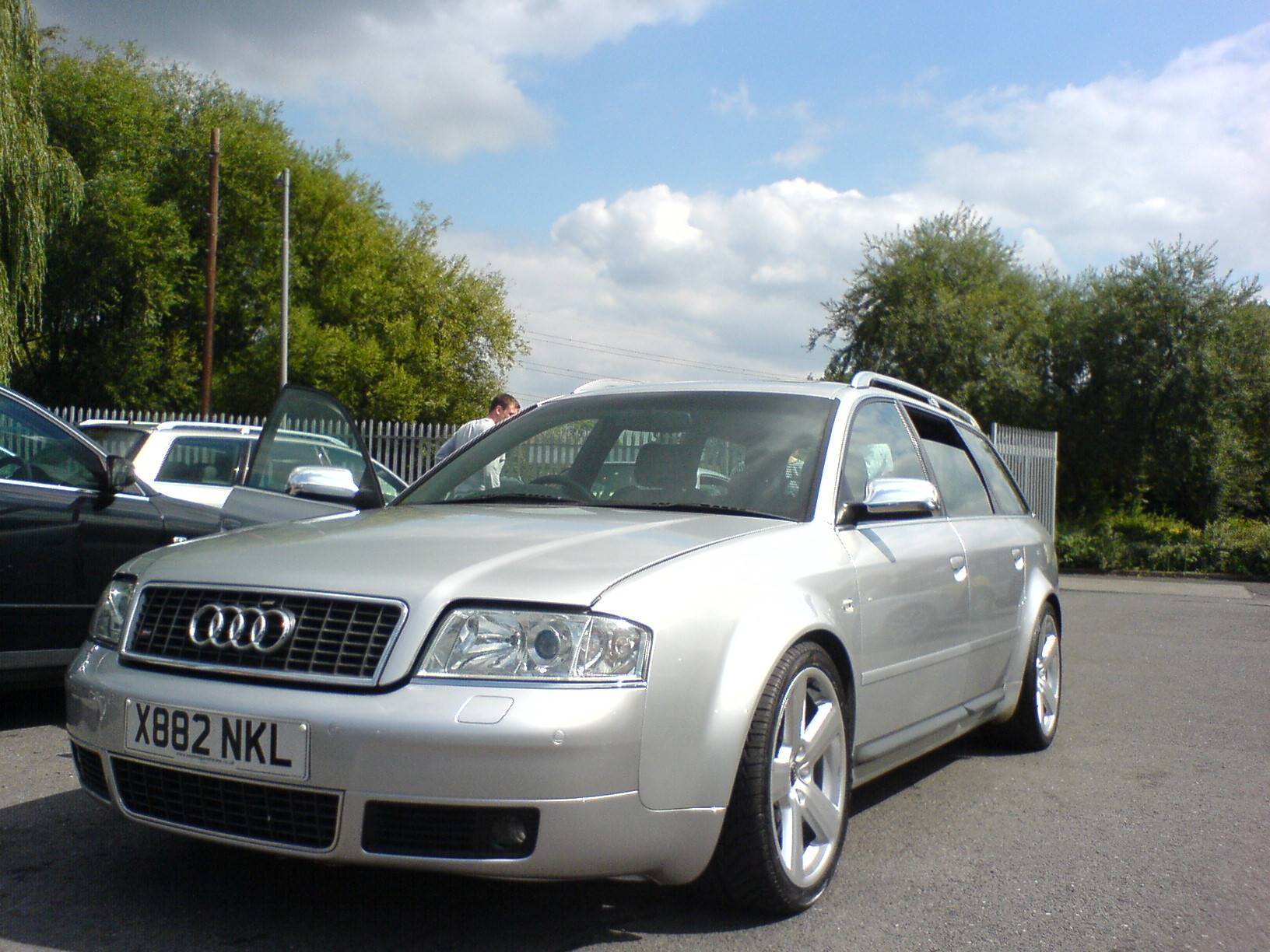 2003 Audi S6 Avant quattro - Wagon 4.2L V8 AWD auto