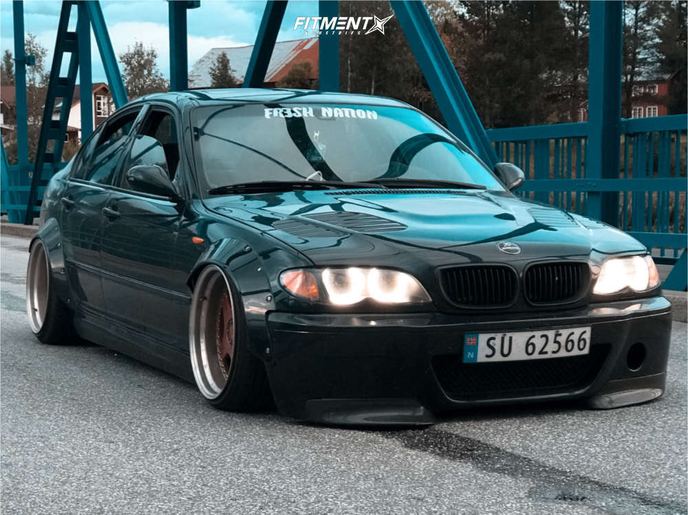 2003 BMW 330i Base with 18x10.25 OZ Racing Futura and Hankook 225x35 on  Stock Suspension | 1446687 | Fitment Industries