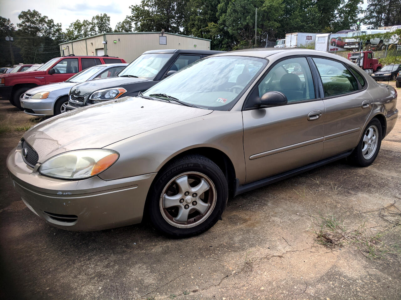 2005 Ford Taurus - 081420FORTAU - Roscoe's etc.