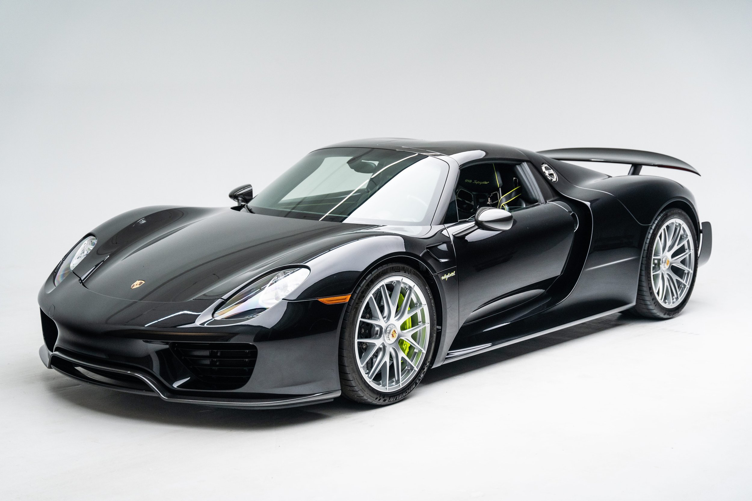 VEHICLE SPOTLIGHT | 2015 PORSCHE 918 SPYDER — Petersen Automotive Museum