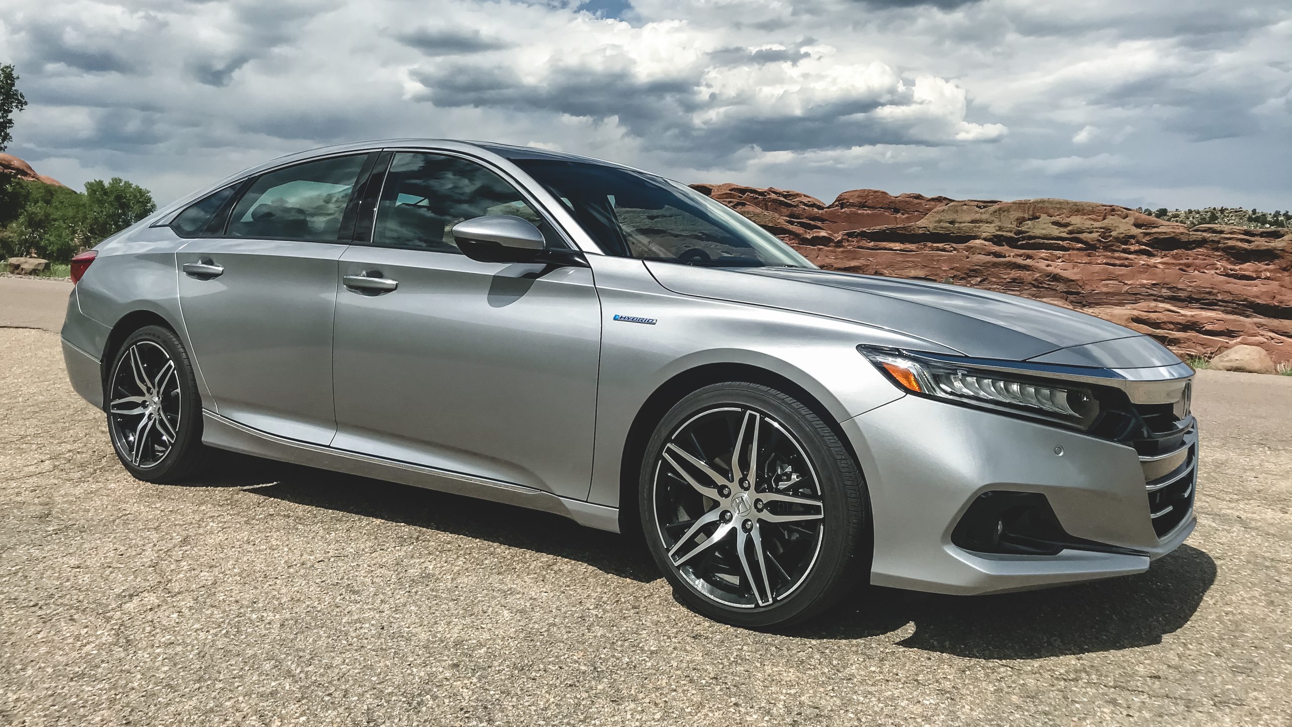 2021 Honda Accord Hybrid Review, Pricing, and Specs