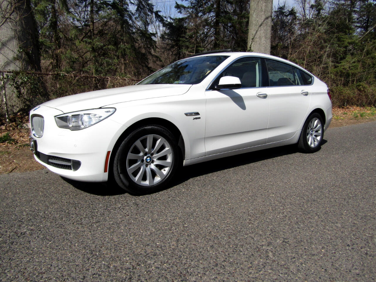 Used 2011 BMW 5 Series Gran Turismo 5dr 550i xDrive Gran Turismo AWD for  Sale in Maple Shade NJ 08052 American Auto Group NJ1