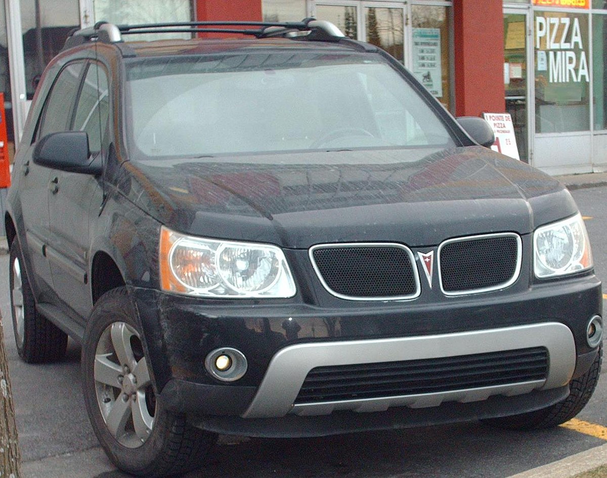 File:2006-2009 Pontiac Torrent.jpg - Wikimedia Commons