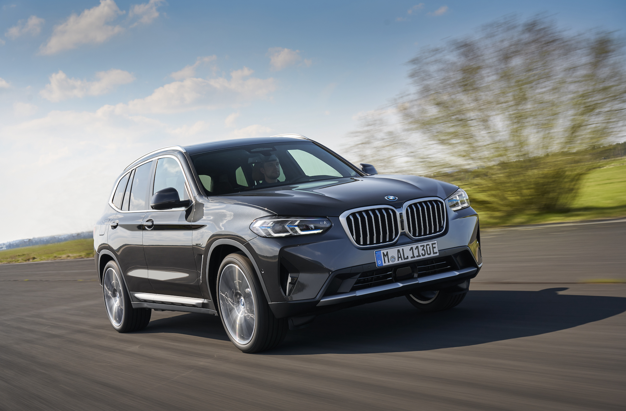 The 2022 BMW X3 Is Killing the Plug-in Hybrid Powertrain in the U.S.
