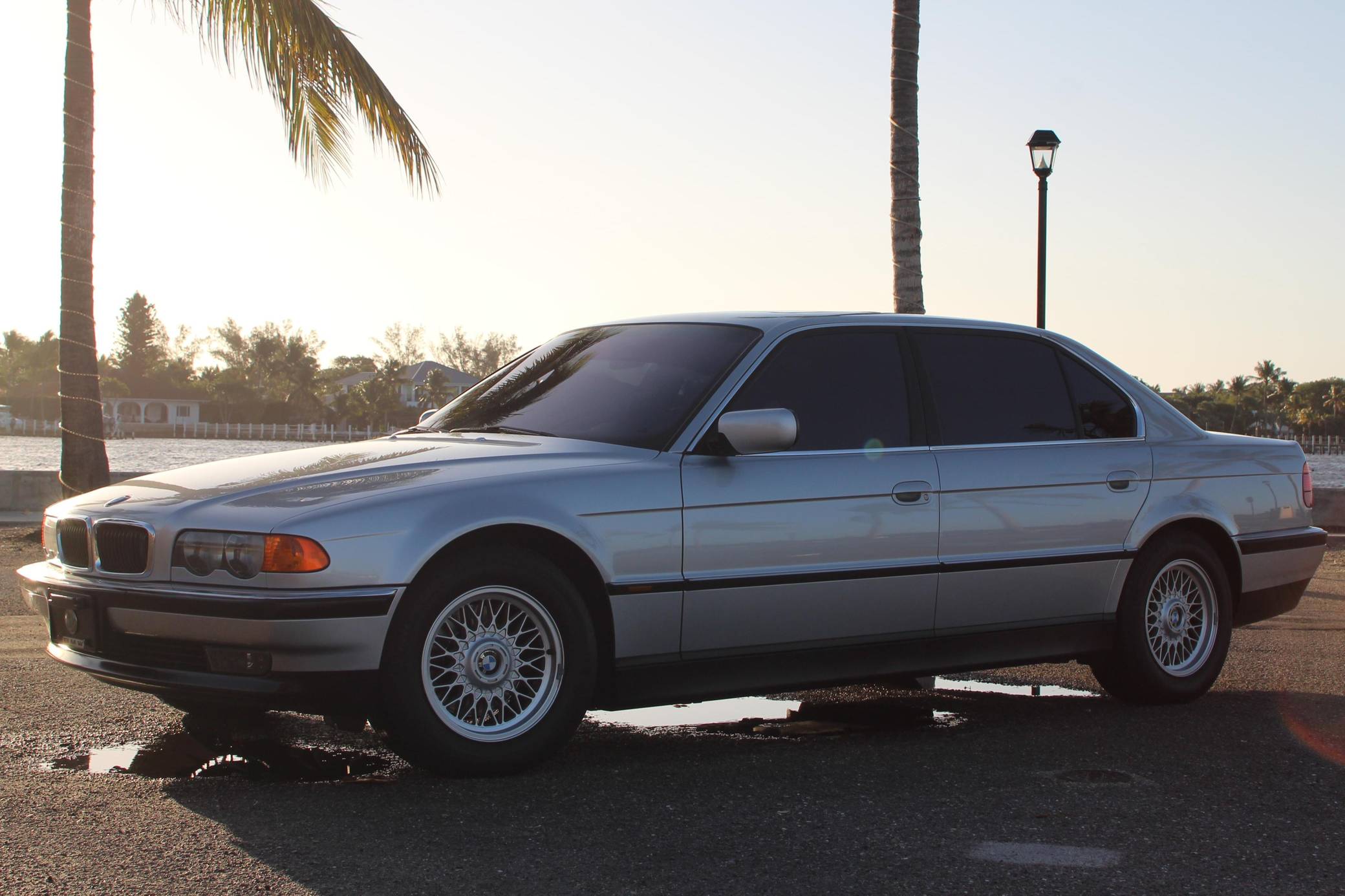 1999 BMW 740iL auction - Cars & Bids