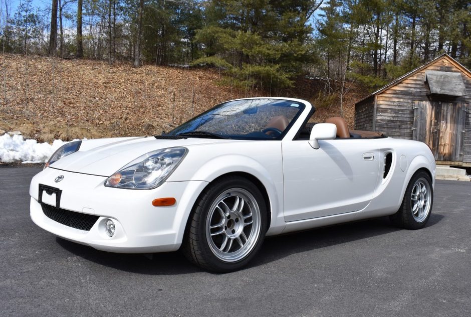 25k-Mile 2003 Toyota MR2 Spyder 5-Speed for sale on BaT Auctions - sold for  $12,500 on May 9, 2019 (Lot #18,688) | Bring a Trailer