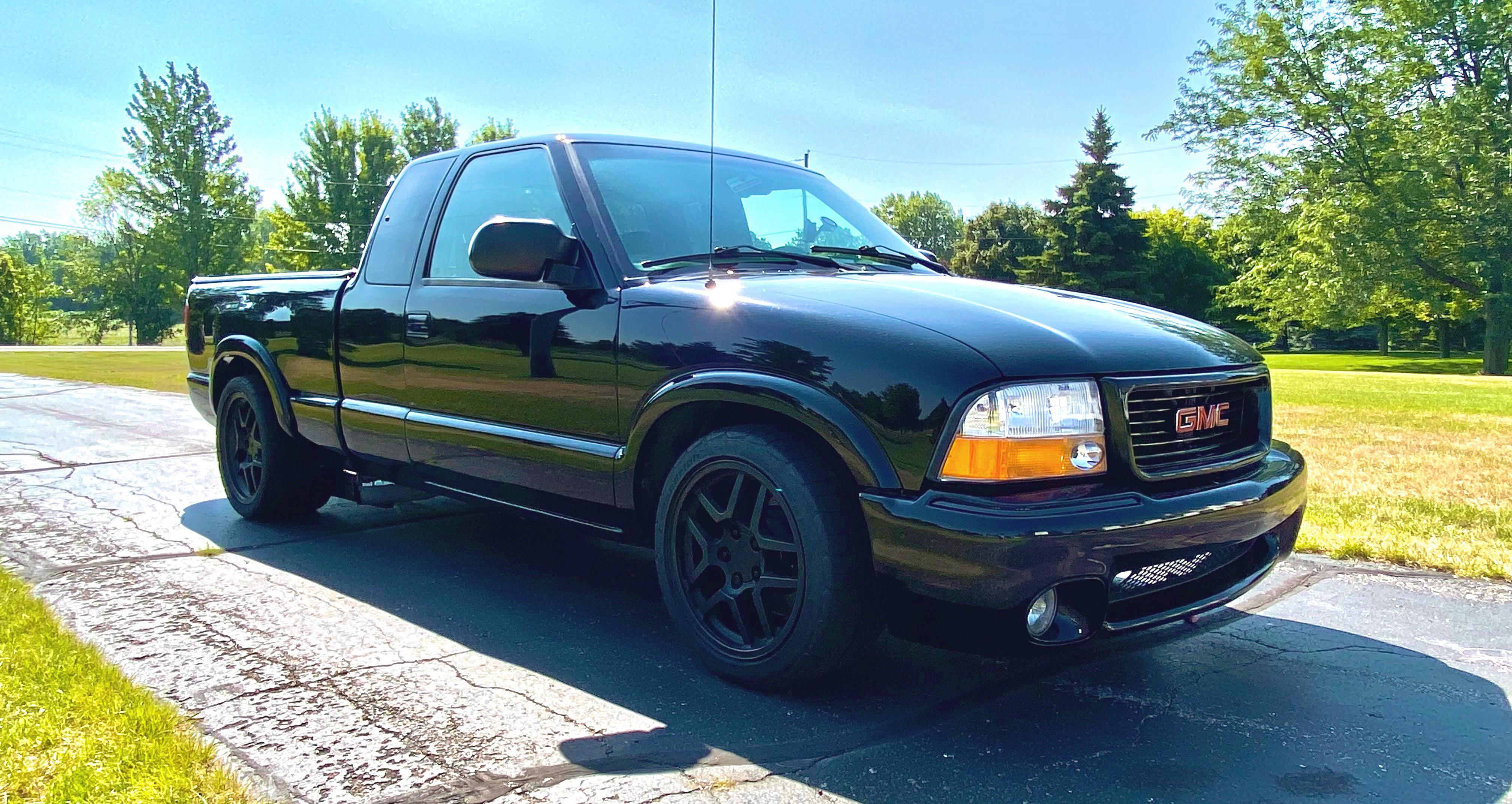 Here is my 1999 GMC Sonoma. 2003 Z06 LS6 under the hood, 4WD Blazer disc  rearend with an Eaton TrueTrac, C5 Z06 front brakes and an Hombre bed with  flared bedsides for