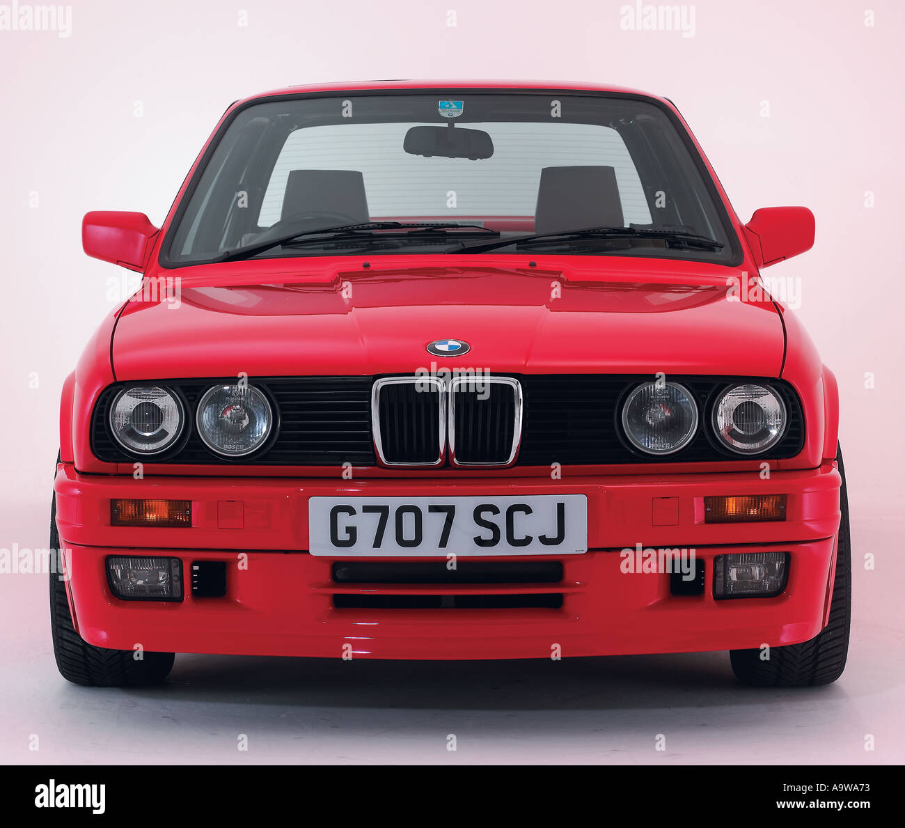 Bmw 325i hi-res stock photography and images - Alamy