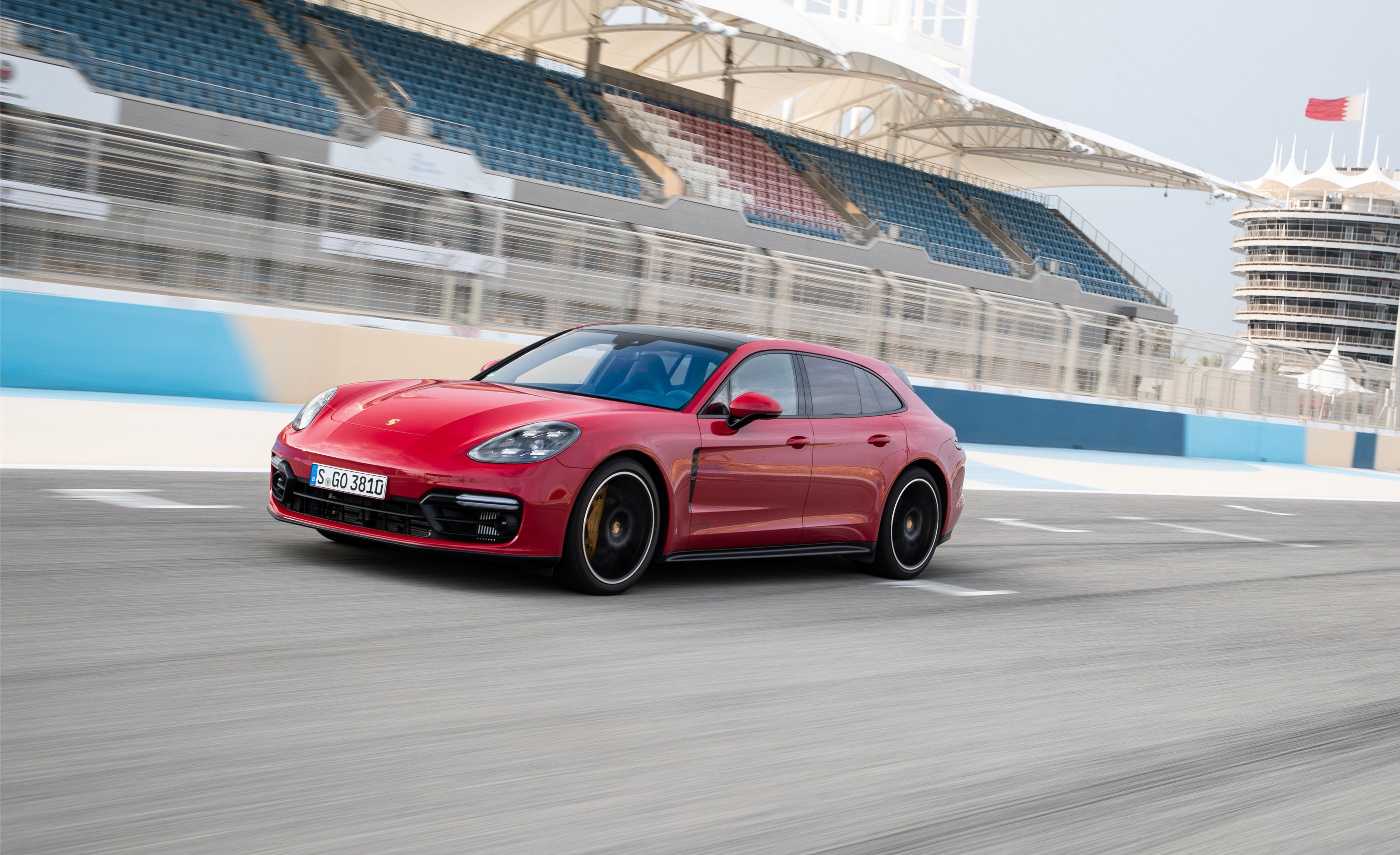 2019 Porsche Panamera GTS - A Sharper Luxury Four-Door