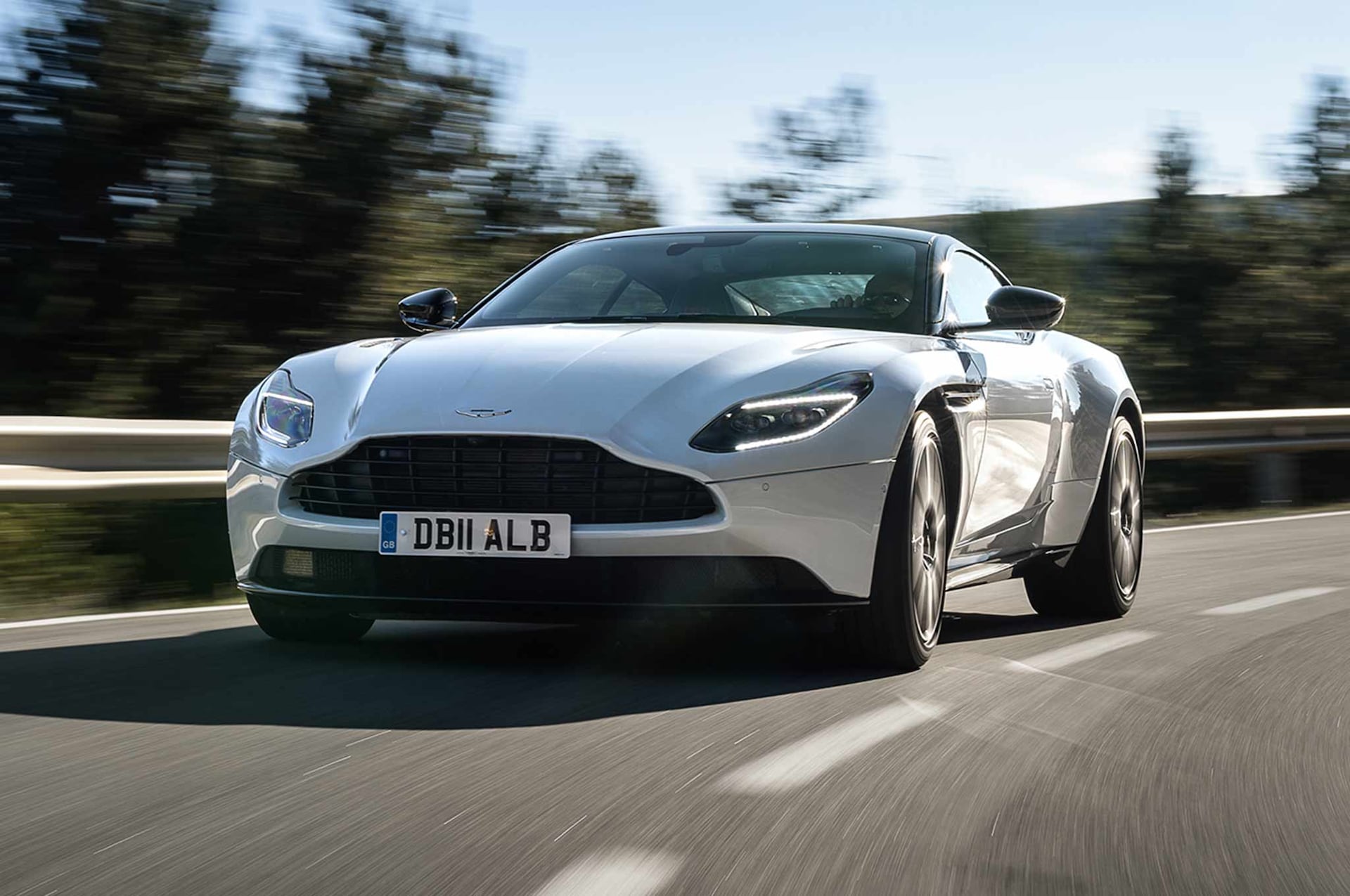 2018 Aston Martin DB11 V8 First Drive