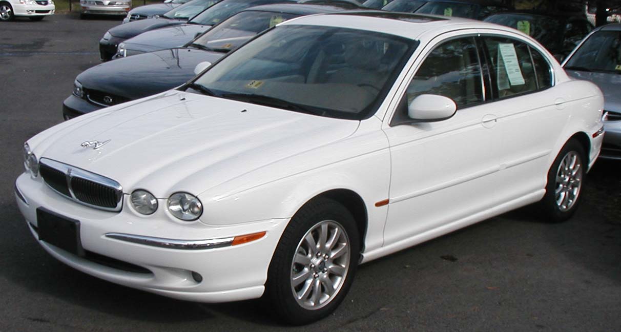 File:Jaguar X-Type.jpg - Wikimedia Commons