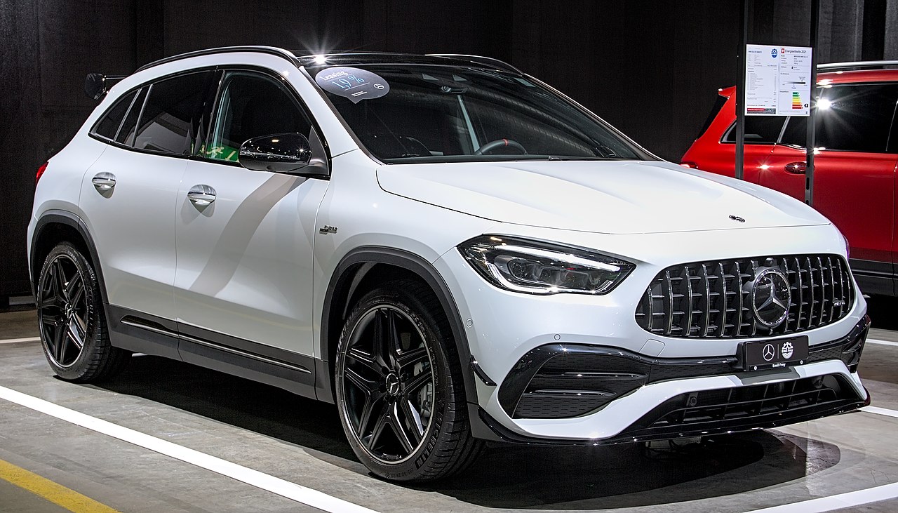 File:Mercedes-AMG GLA 35 4MATIC (H247) Auto Zuerich 2021 IMG 0269.jpg -  Wikimedia Commons