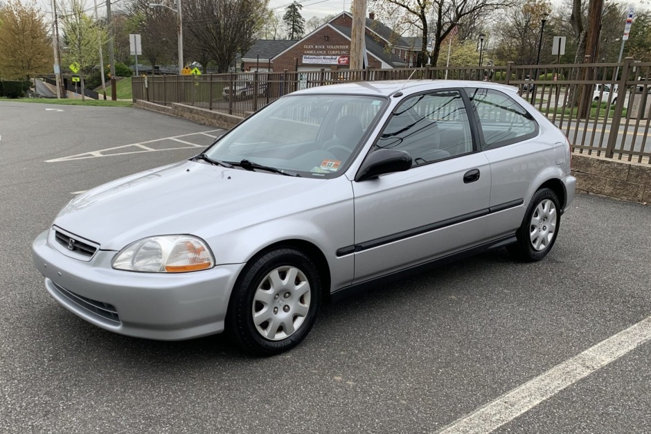 1998 Honda Civic DX Hatchback for sale on BaT Auctions - sold for $8,600 on  May 31, 2022 (Lot #74,877) | Bring a Trailer