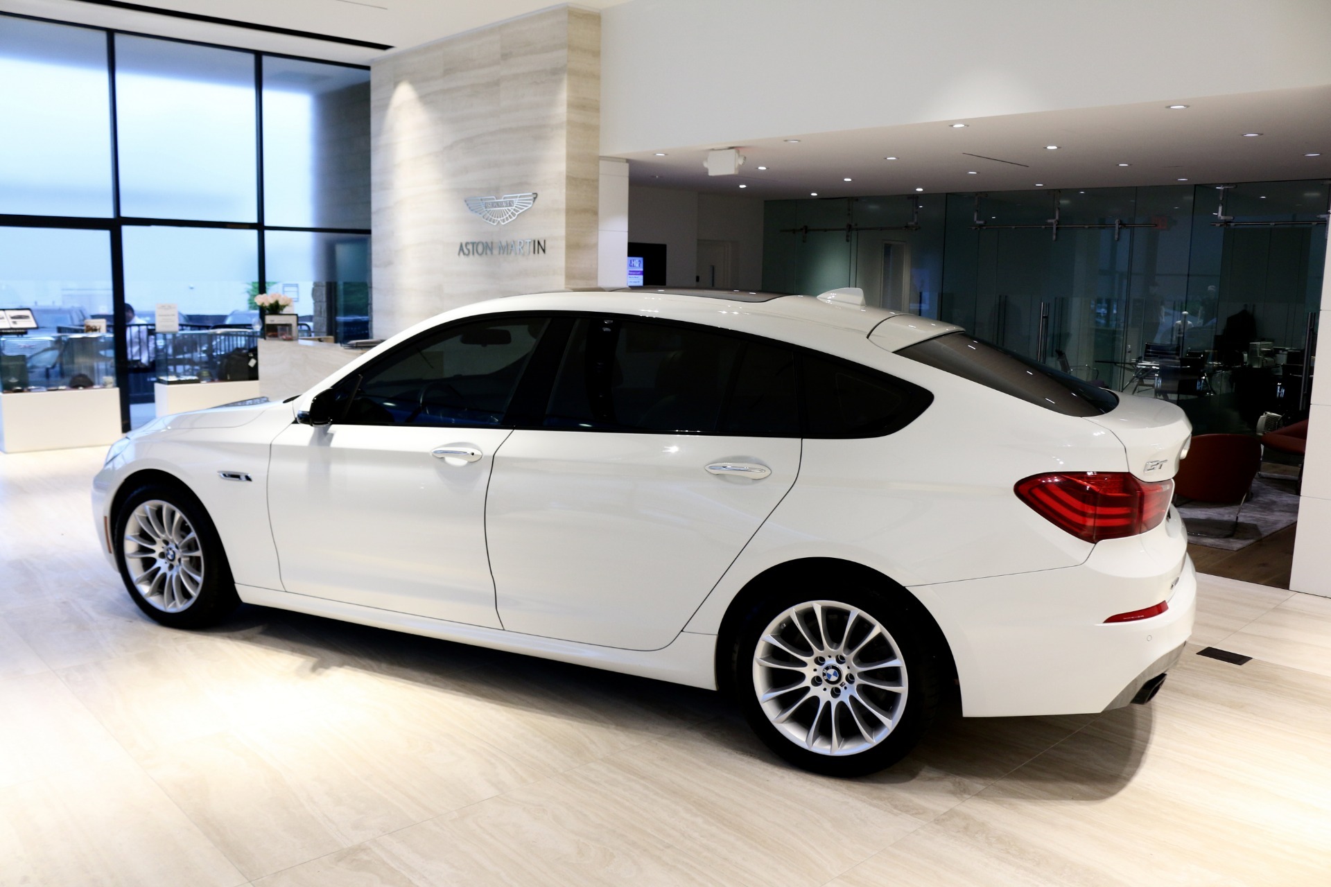 Used 2015 BMW 5 Series Gran Turismo 550i xDrive Gran Turismo For Sale  (Sold) | Exclusive Automotive Group Stock #P085112