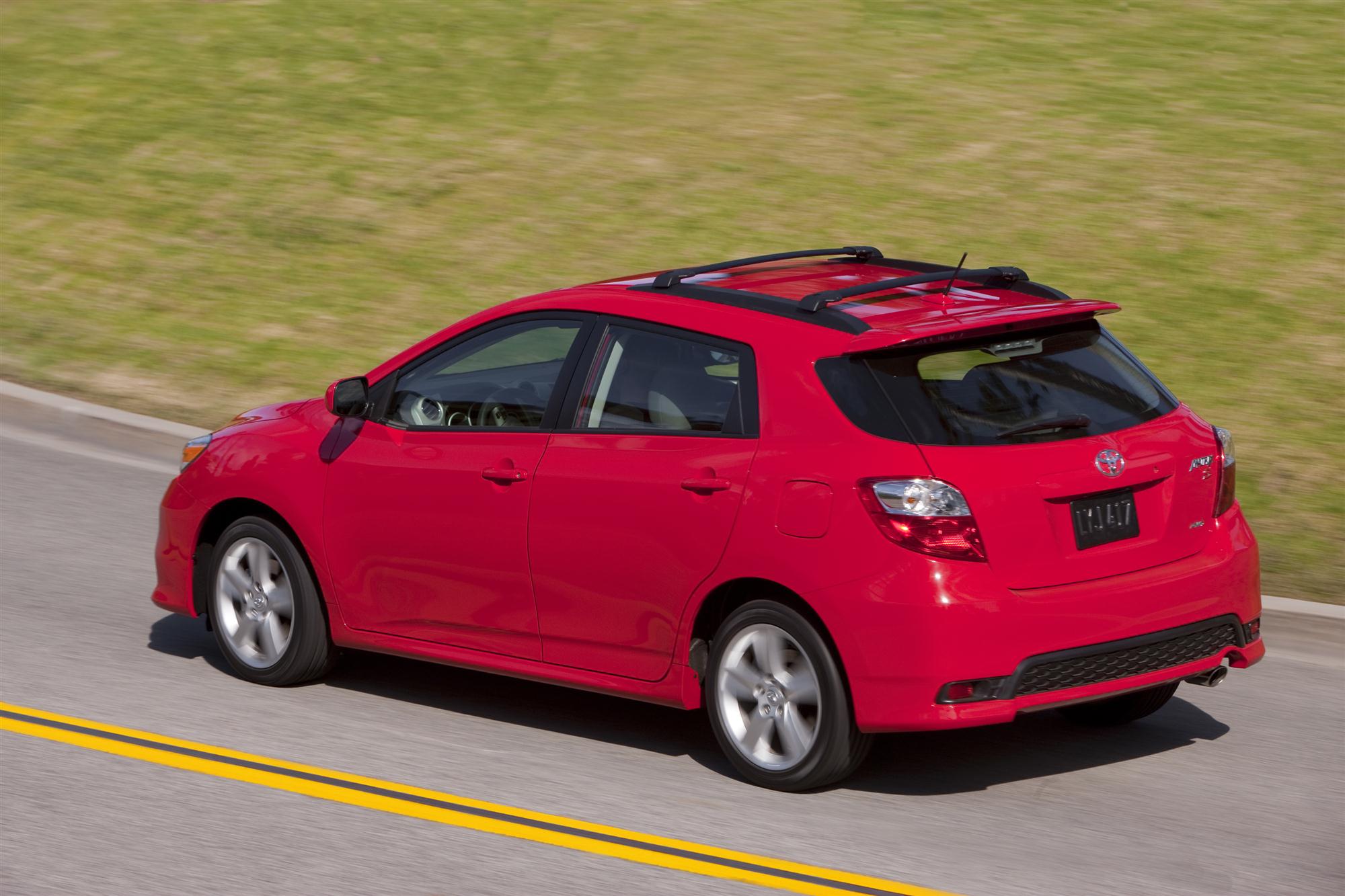 2012 Toyota Matrix: Small Car, Low Gas Mileage Too?