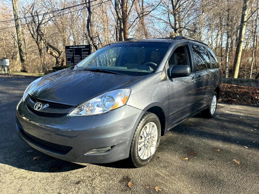 Used 2010 Toyota Sienna for Sale Near Me | Cars.com