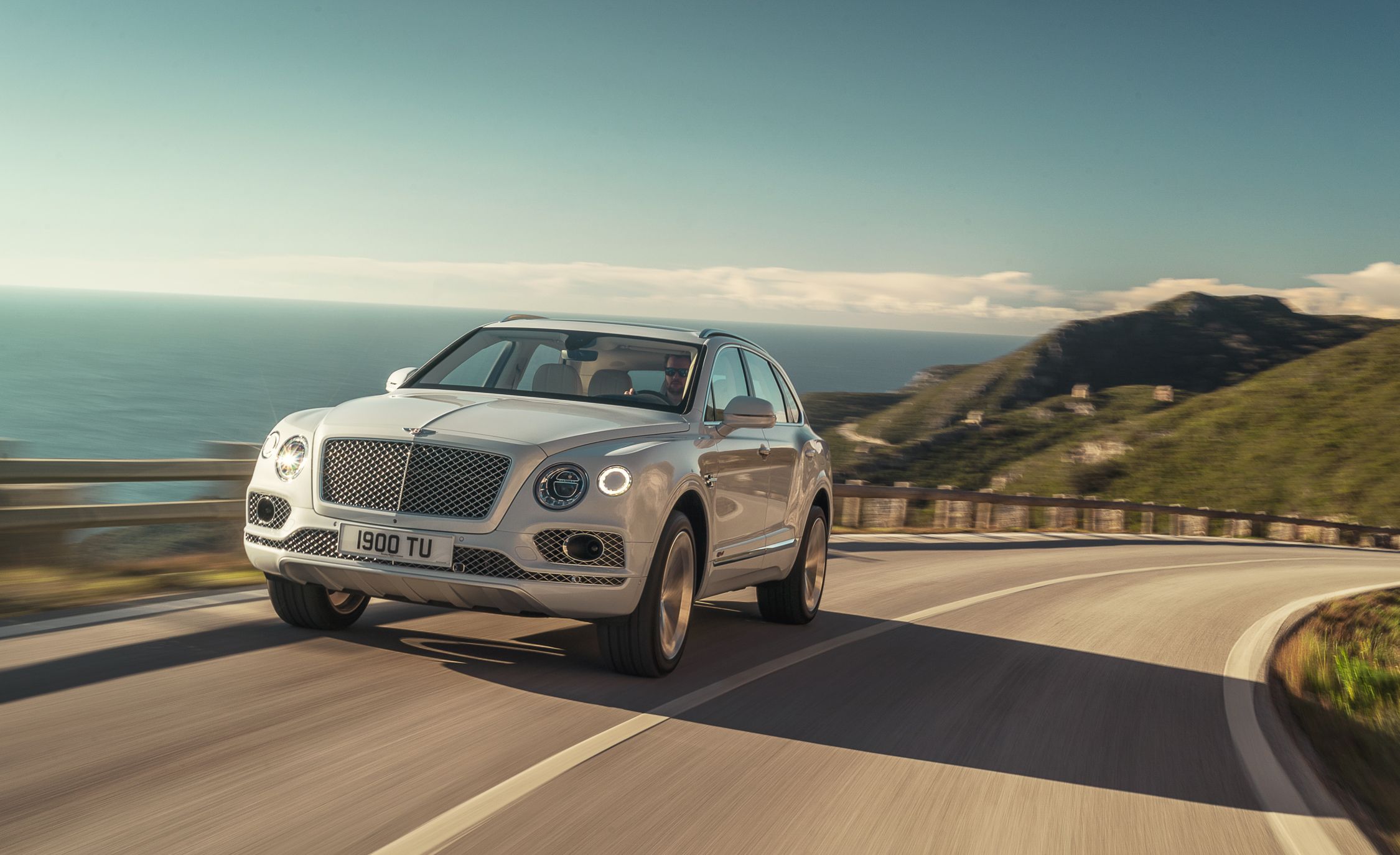 2020 Bentley Bentayga Hybrid Highway MPG Lower Than Nonhybrid