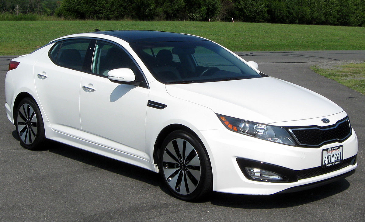 File:2011 Kia Optima SX -- 08-26-2011.jpg - Wikimedia Commons