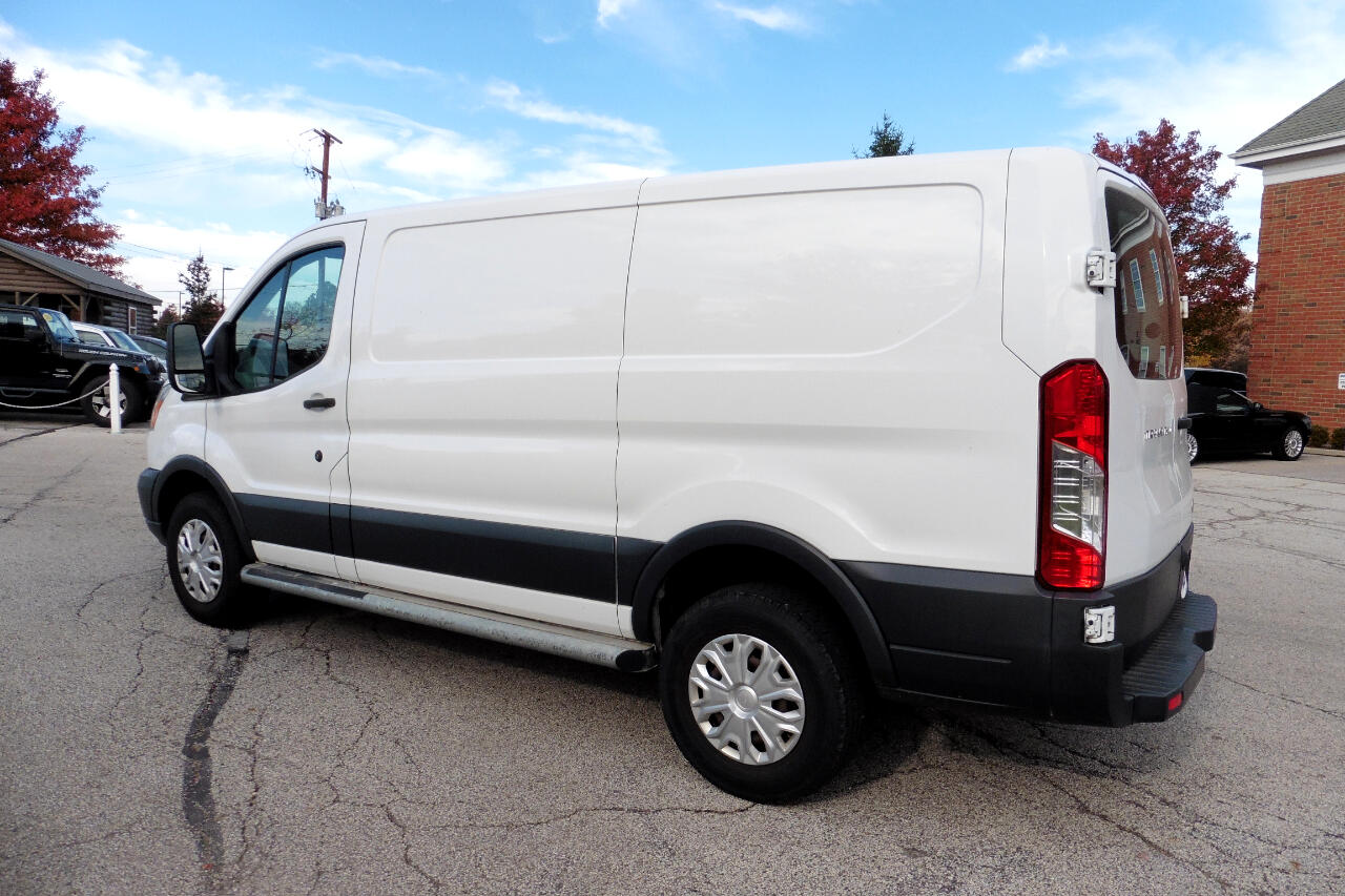 Used 2016 Ford Transit 250 Van Low Roof 60/40 Pass.130-in. WB for Sale in  Chagrin Falls OH 44023 Fidelity Auto