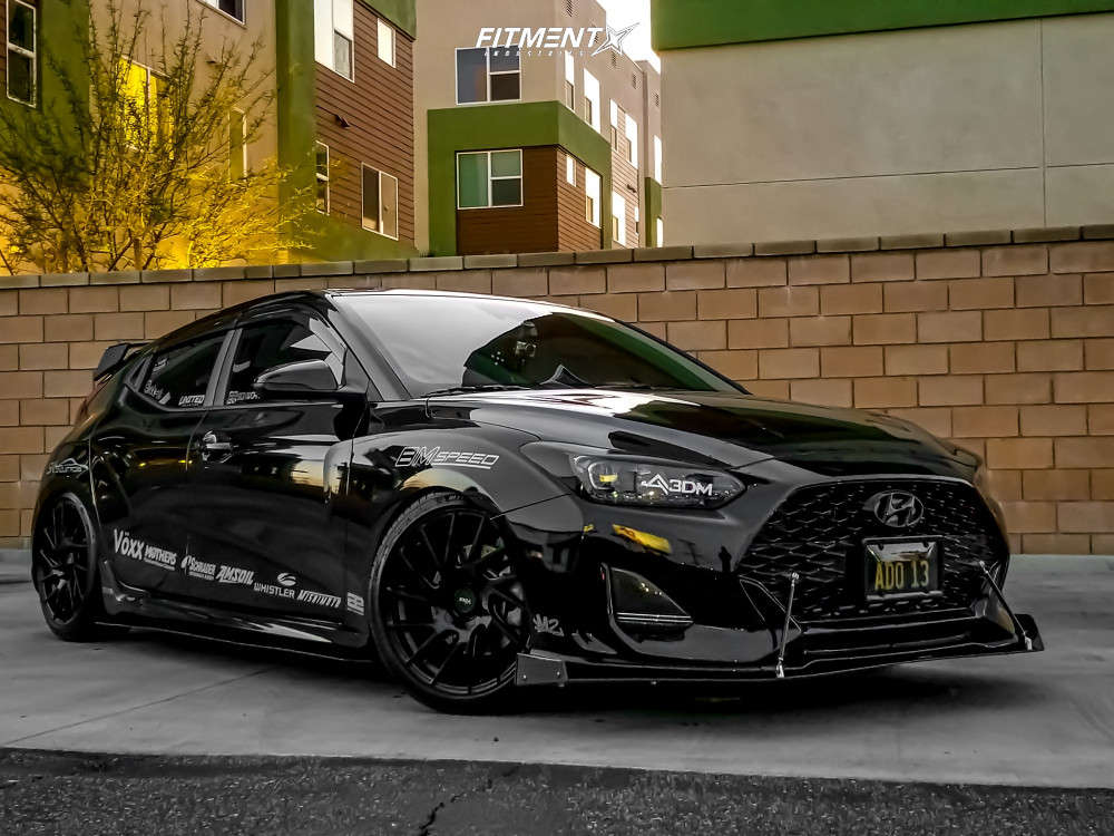 2019 Hyundai Veloster Turbo R-Spec with 18x8 Voxx Falco and Michelin 225x40  on Coilovers | 836846 | Fitment Industries